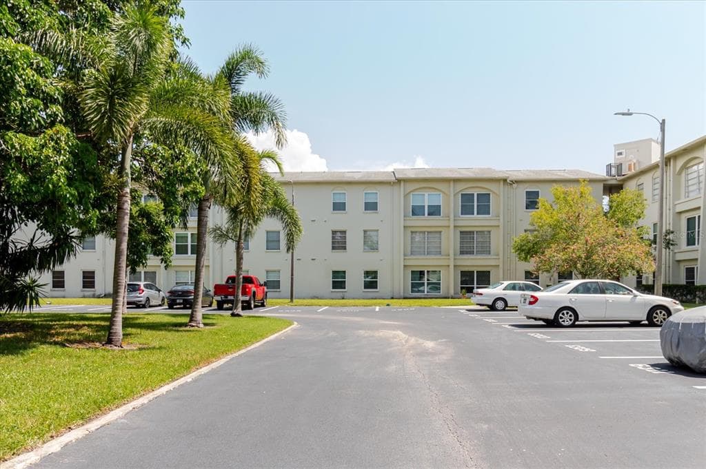 2700 BAYSHORE BOULEVARD UNIT 5102