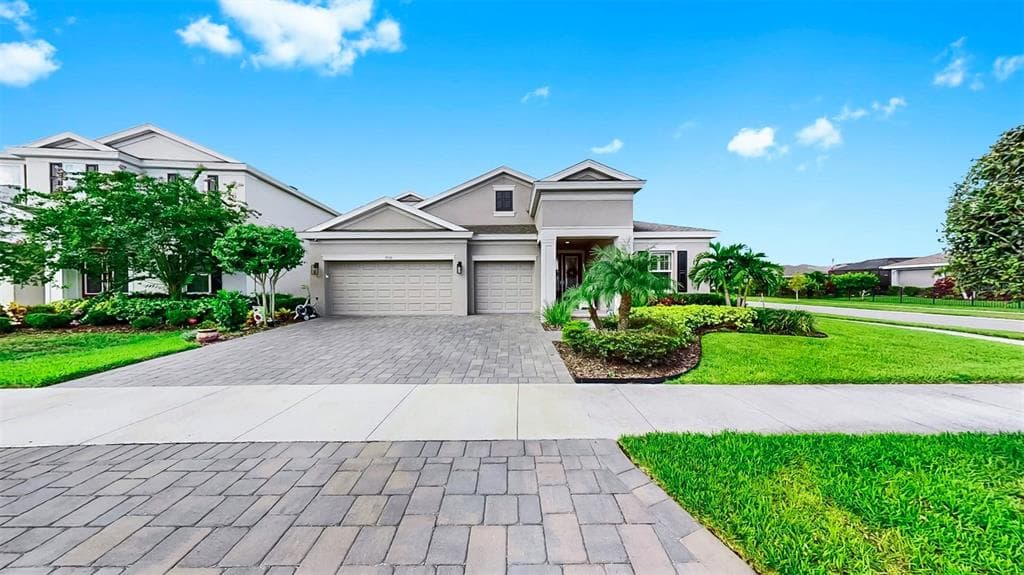 7530 PARADISO DRIVE APOLLO BEACH, FL 33572