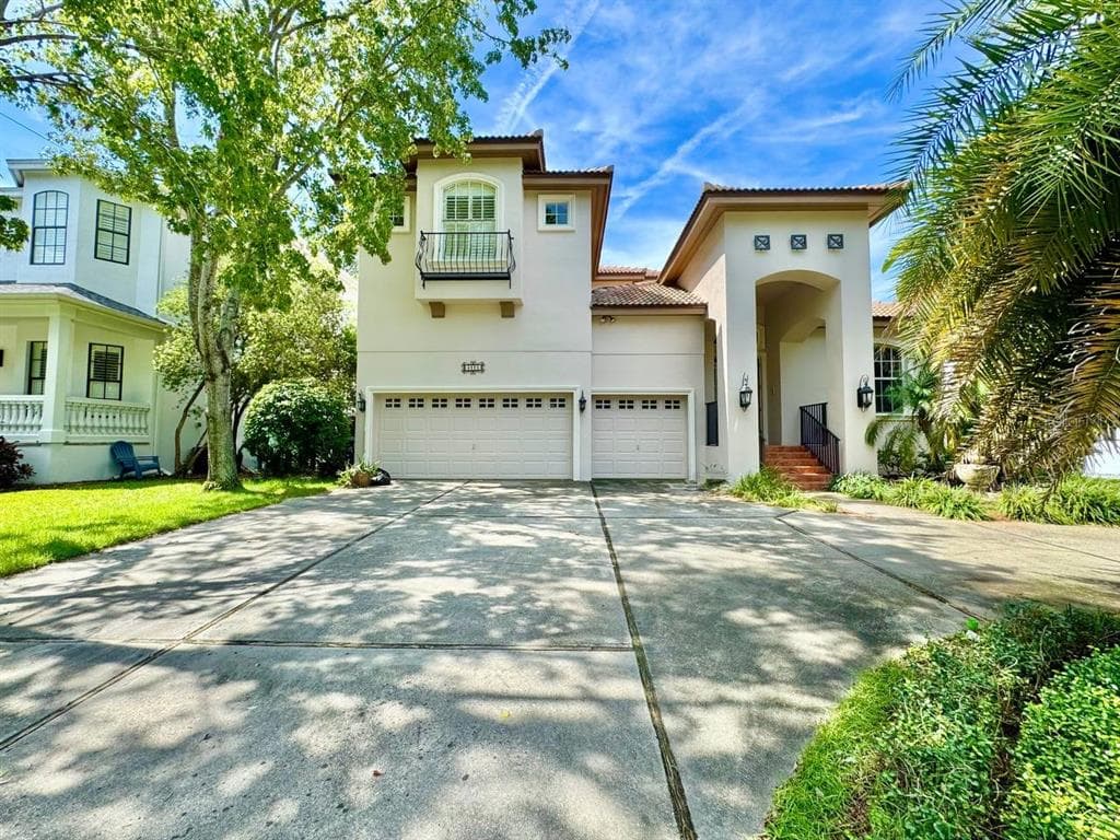 4620 W BROWNING AVENUE TAMPA, FL 33629