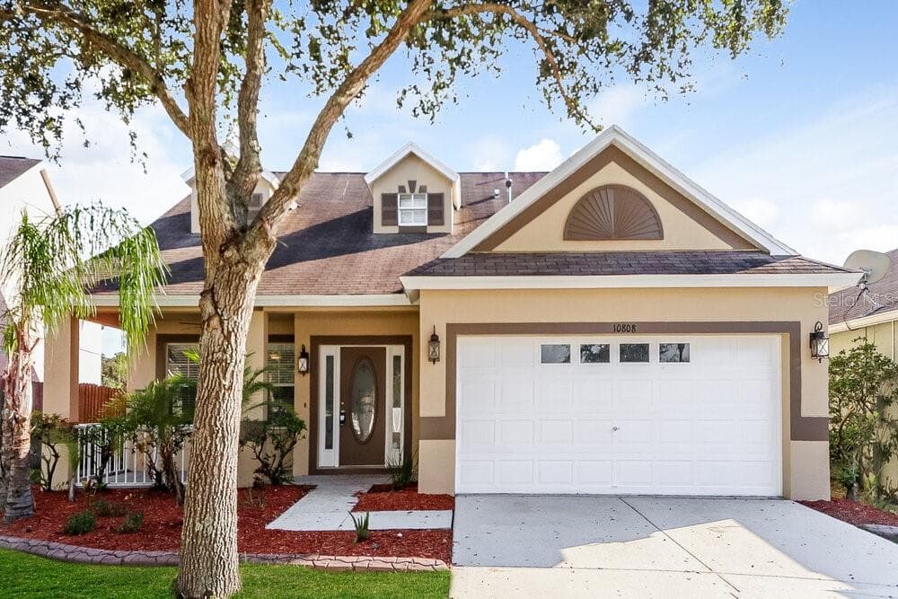 10808 NEWBRIDGE DRIVE RIVERVIEW, FL 33579
