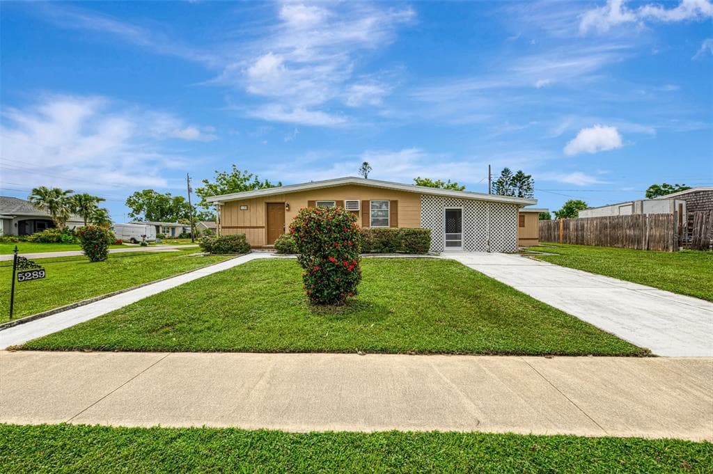 5289 LA COPA STREET NORTH PORT, FL 34287