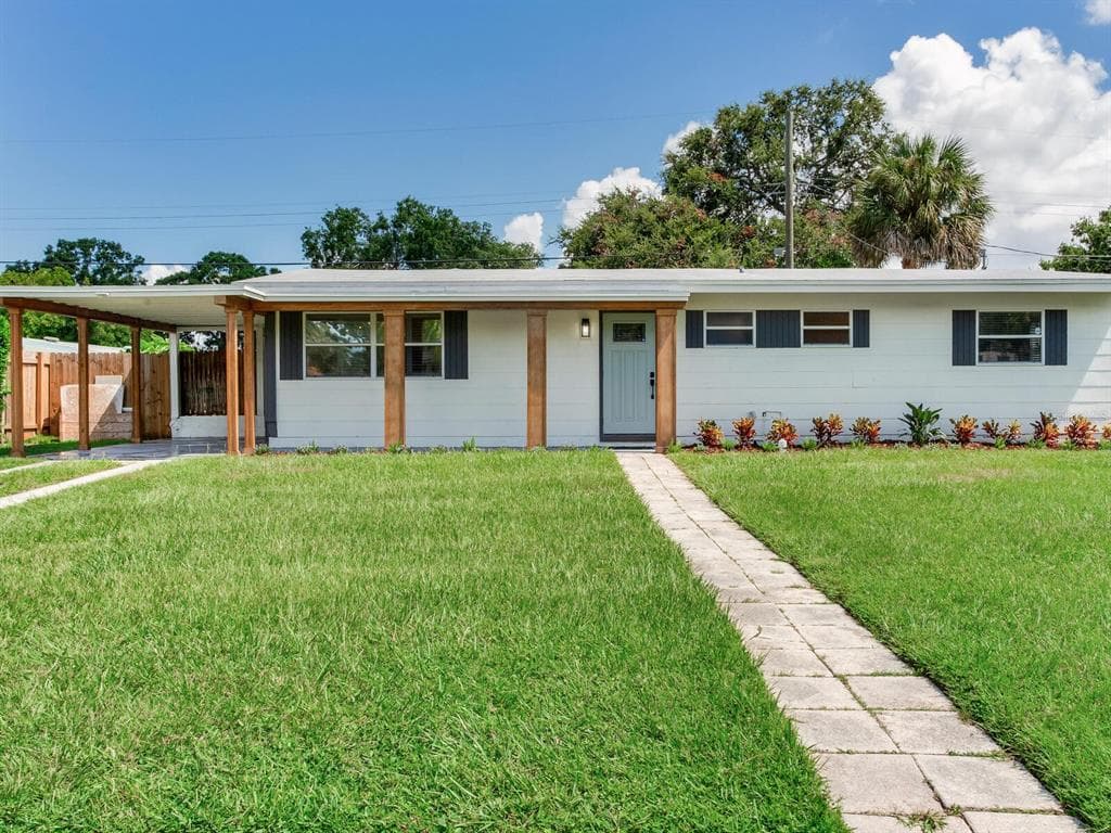 4431 W TRILBY AVENUE TAMPA, FL 33616