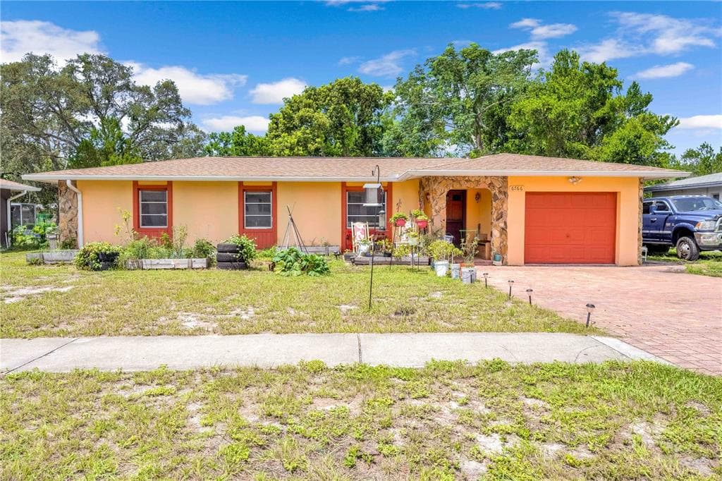 6766 TREEHAVEN DRIVE SPRING HILL, FL 34606