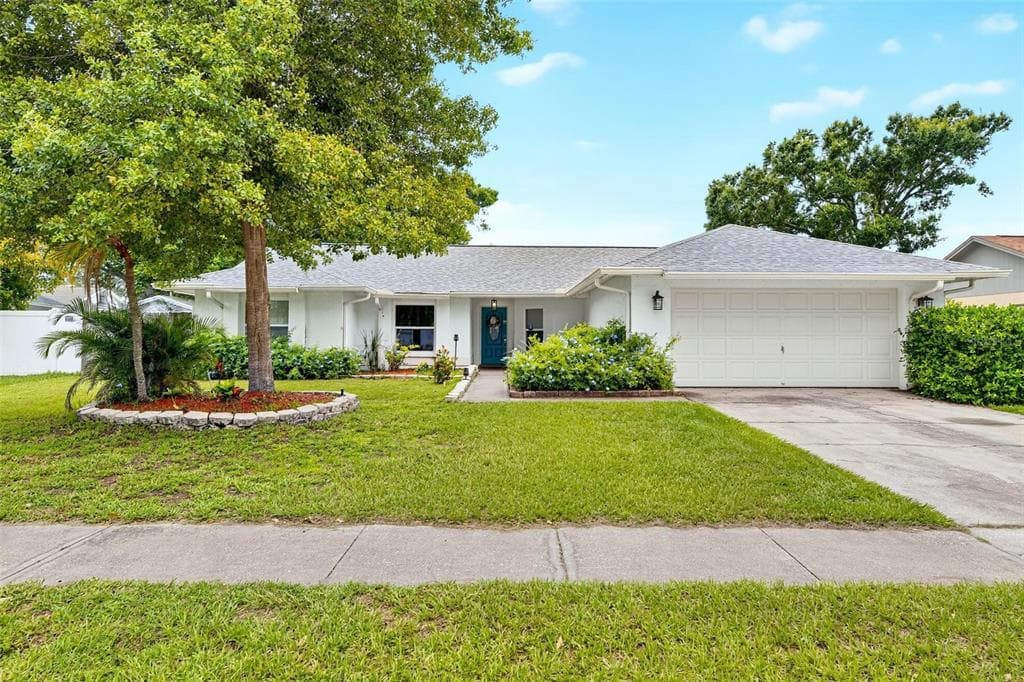 12331 YELLOW ROSE CIRCLE RIVERVIEW, FL 33569