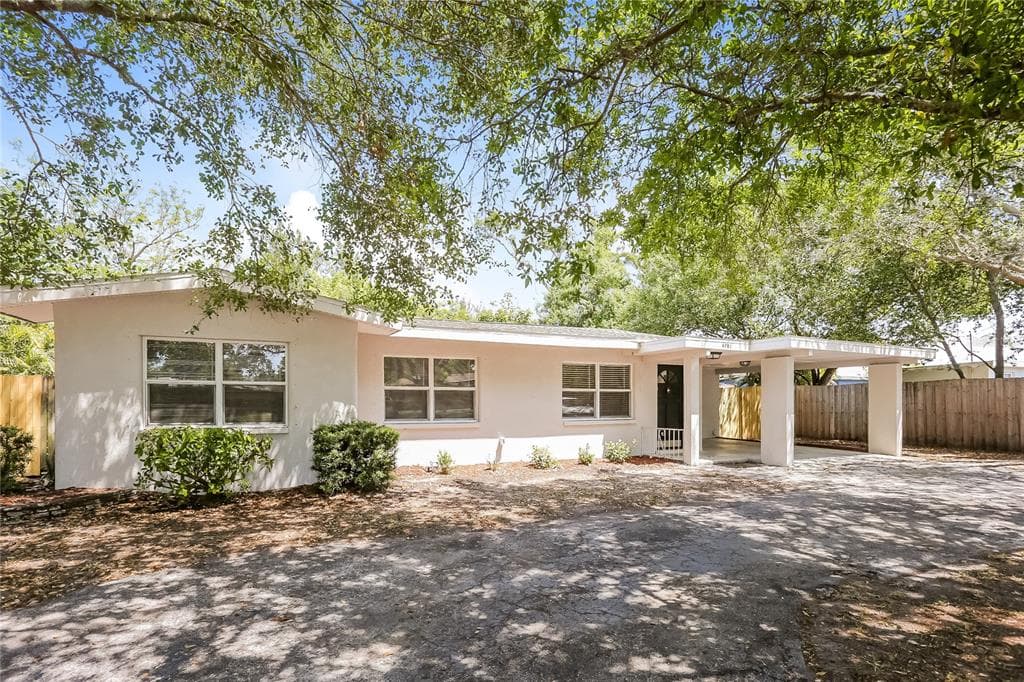 4781 TROPICAL TERRACE ST PETERSBURG, FL 33714