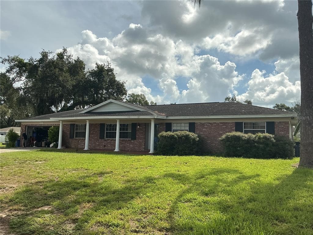1401 BERKSHIRE COURT BRANDON, FL 33511
