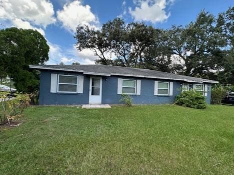 10407 N JASMINE AVENUE TAMPA, FL 33612