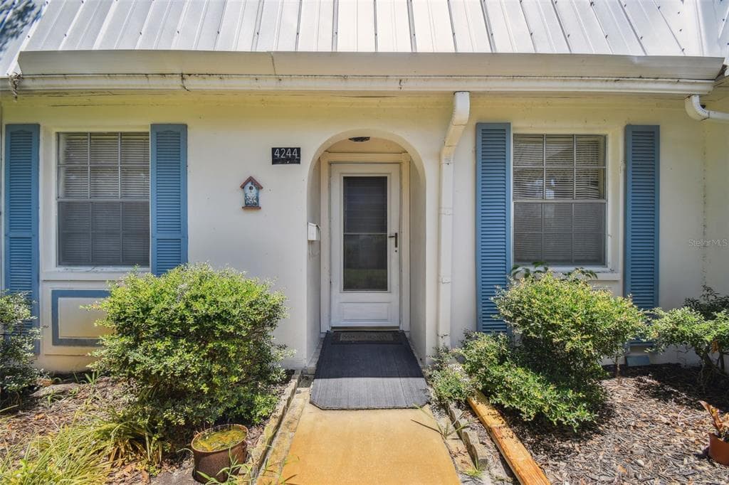 4244 TAMARGO DRIVE UNIT 4244 NEW PORT RICHEY, FL 34652