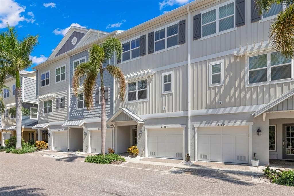 3155 MOORINGS DRIVE S ST PETERSBURG, FL 33712
