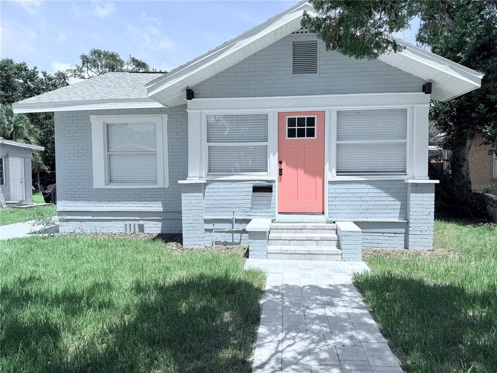 1922 23RD STREET S ST PETERSBURG, FL 33712