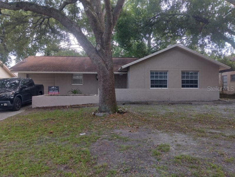 7519 S SANIBEL CIRCLE TEMPLE TERRACE, FL 33637