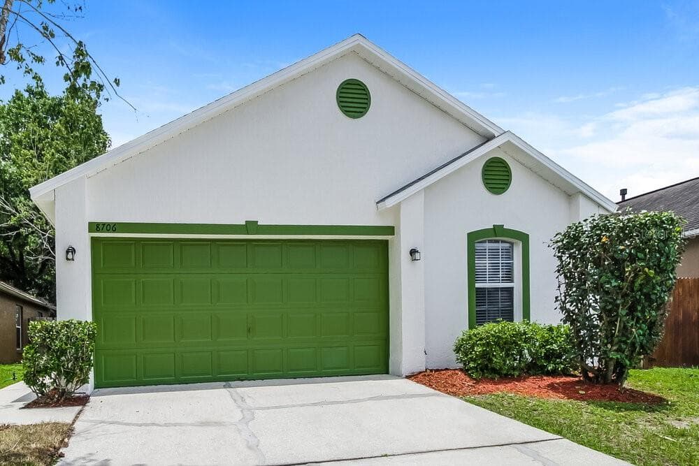 8706 CLAIBORNE COURT ORLANDO, FL 32825