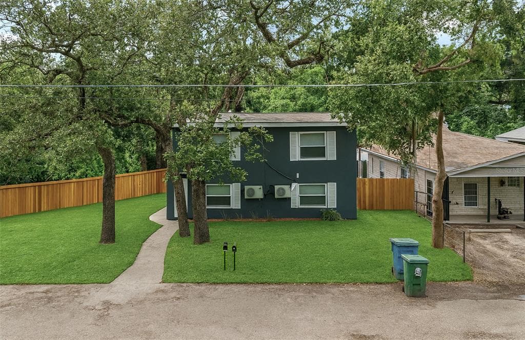 9404 N MULBERRY STREET TAMPA, FL 33612