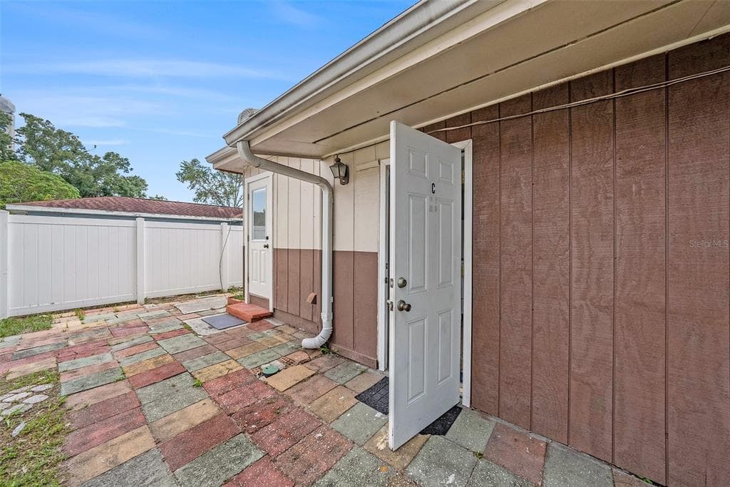 213 N LINCOLN AVENUE UNIT C TAMPA, FL 33609