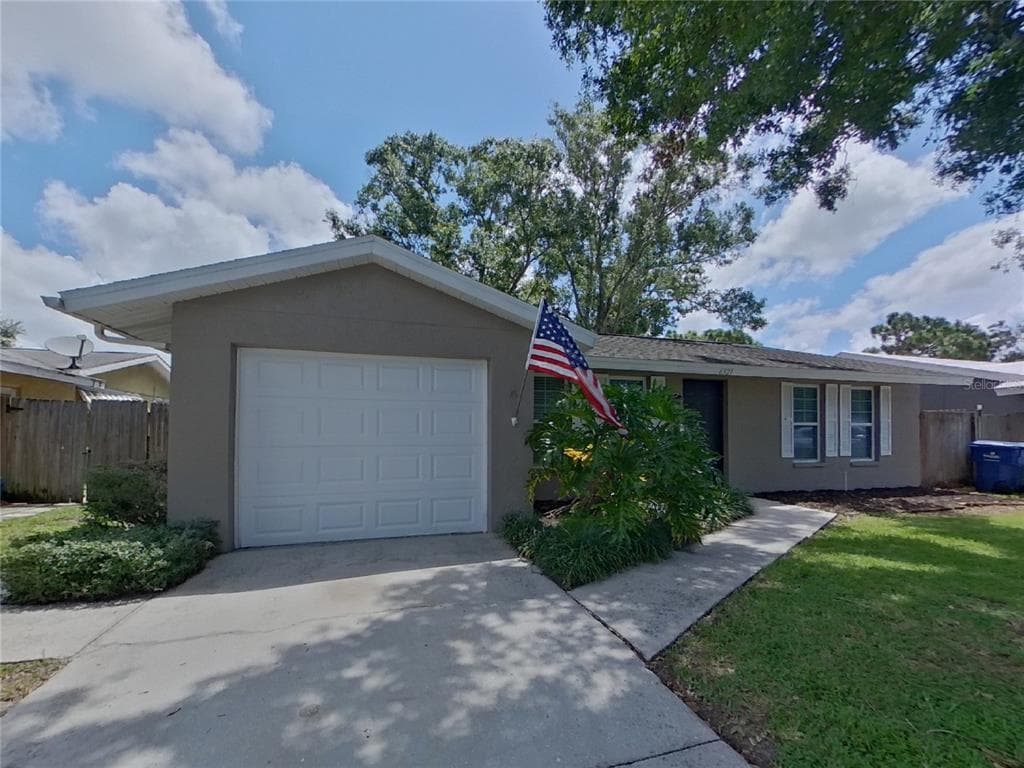 6521 BONNIE BAY CIRCLE N PINELLAS PARK, FL 33781