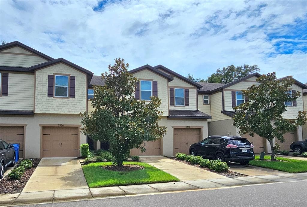 5326 SYLVESTER LOOP TAMPA, FL 33610