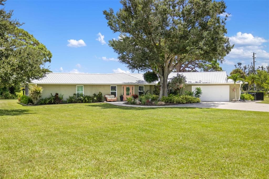1901 MISSION VALLEY BOULEVARD NOKOMIS, FL 34275