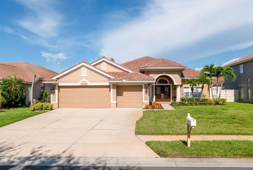 6125 46TH LANE E BRADENTON, FL 34203