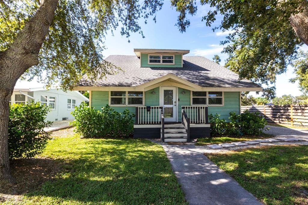 1213 5TH STREET W PALMETTO, FL 34221
