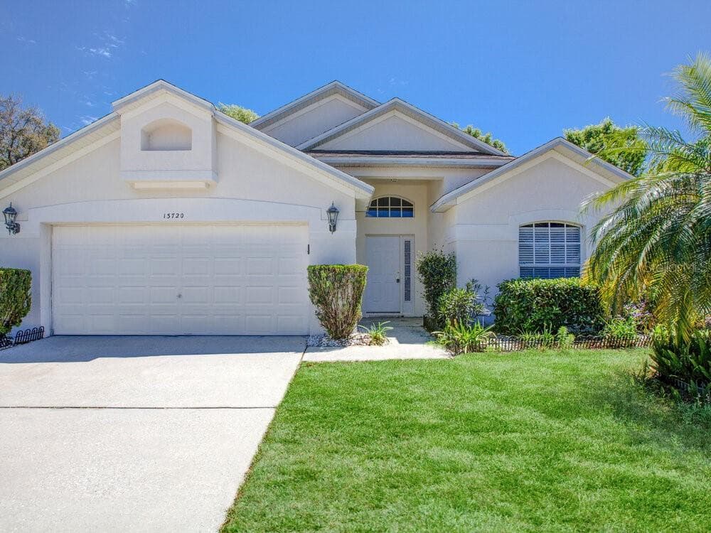 13720 MEADOWPARK AVENUE ORLANDO, FL 32826