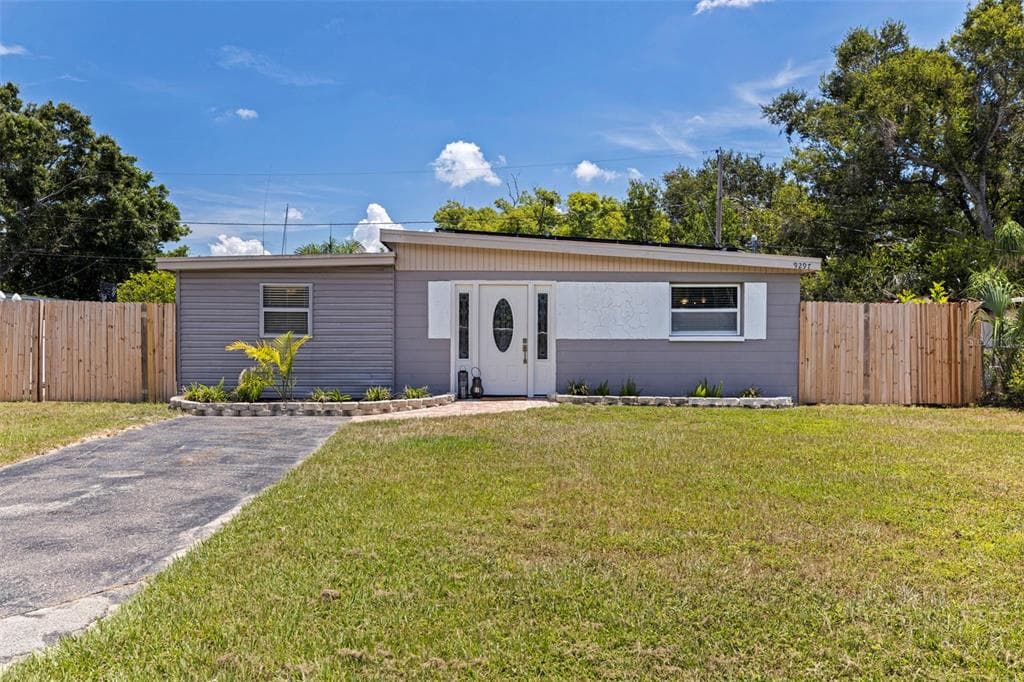 9297 84TH STREET SEMINOLE, FL 33777
