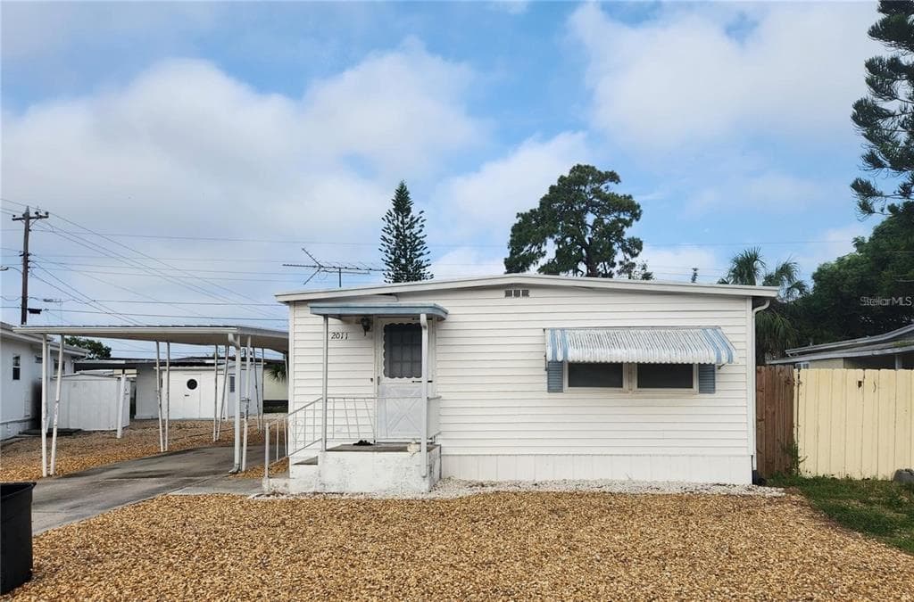 2011 MELODY DRIVE HOLIDAY, FL 34691