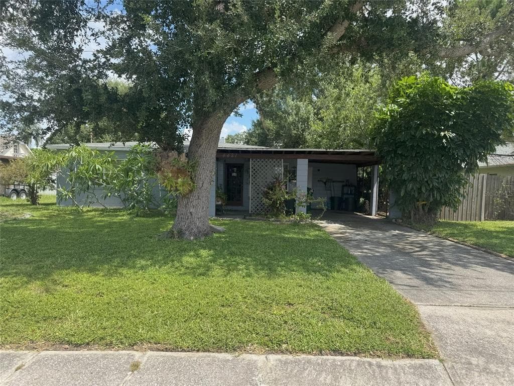 4421 W BAY COURT AVENUE TAMPA, FL 33611