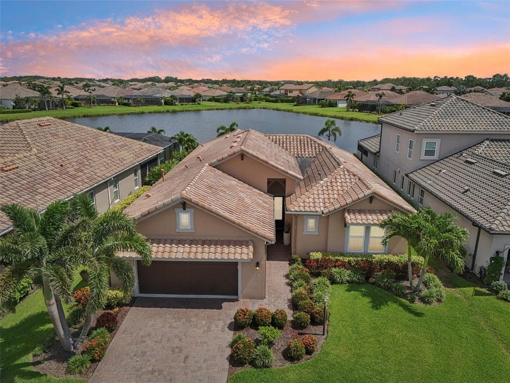 9920 MARBELLA DRIVE BRADENTON, FL 34211