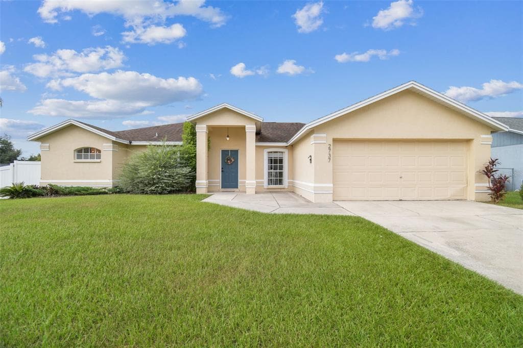 2737 HICKORY RIDGE DRIVE LAKELAND, FL 33813