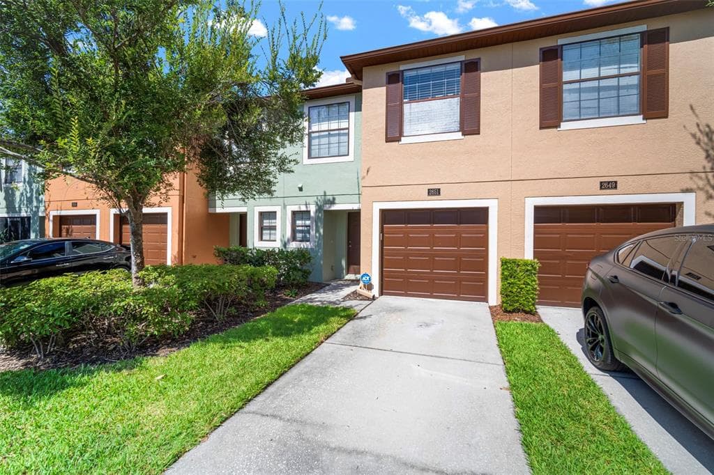 2651 OLEANDER LAKES DRIVE BRANDON, FL 33511
