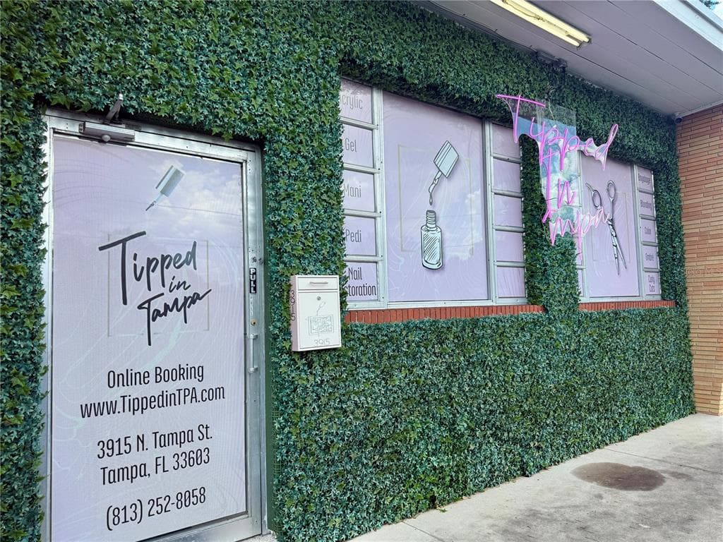 3915 N TAMPA STREET TAMPA, FL 33603
