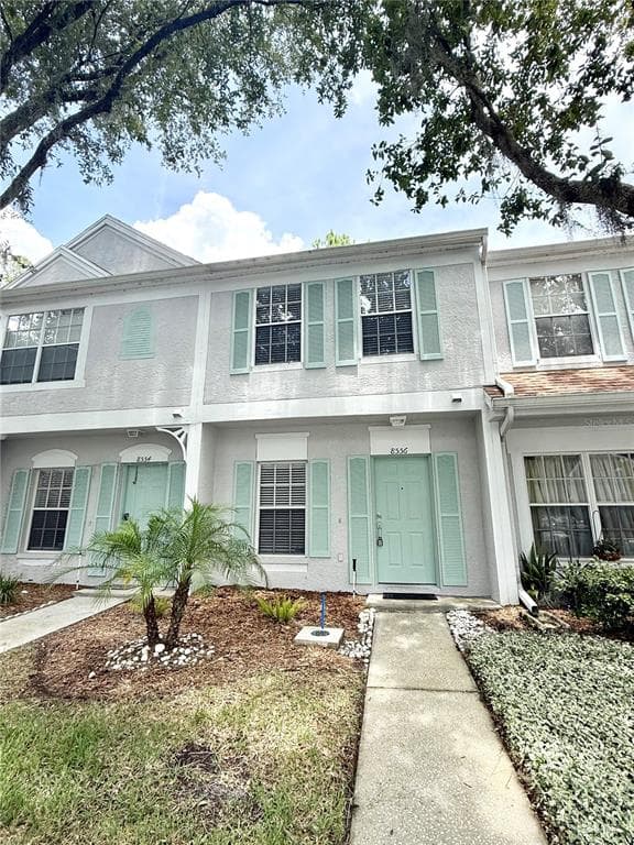8556 HUNTERS KEY CIRCLE TAMPA, FL 33647