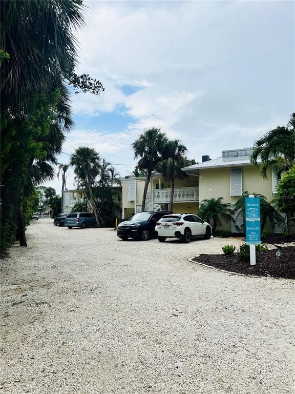 5310 GULF OF MEXICO DRIVE UNIT 18 LONGBOAT KEY, FL 34228