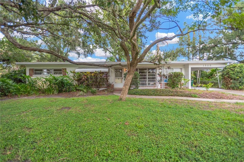 1505 N OREGON CIRCLE TAMPA, FL 33612