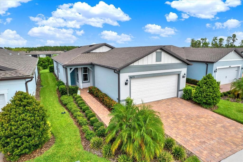 5673 BAY TIDE COURT