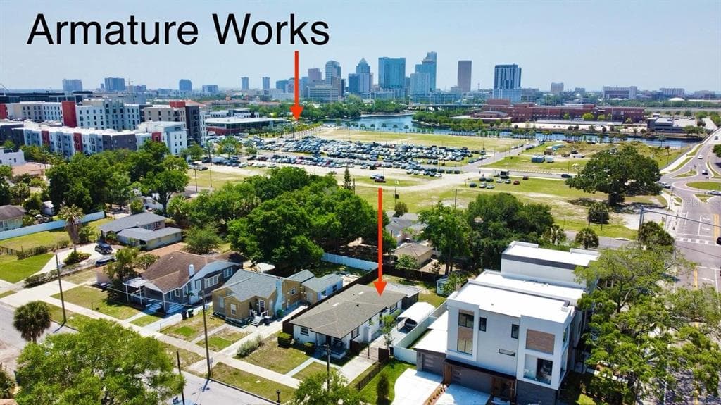418 W PARK AVENUE TAMPA, FL 33602