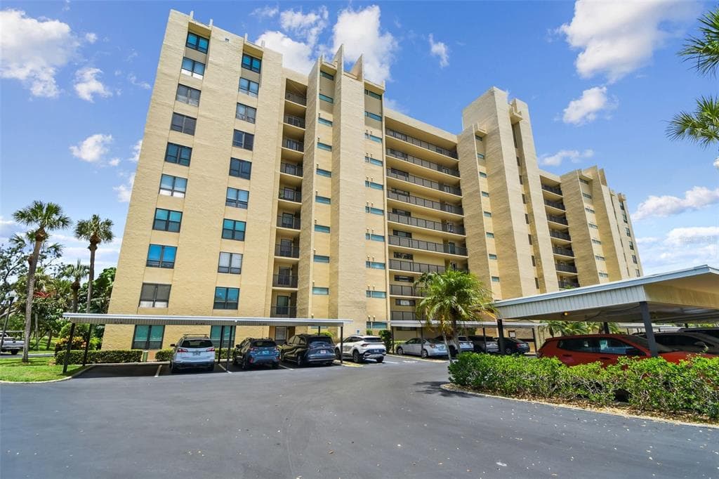 2621 COVE CAY DRIVE UNIT 703 CLEARWATER, FL 33760