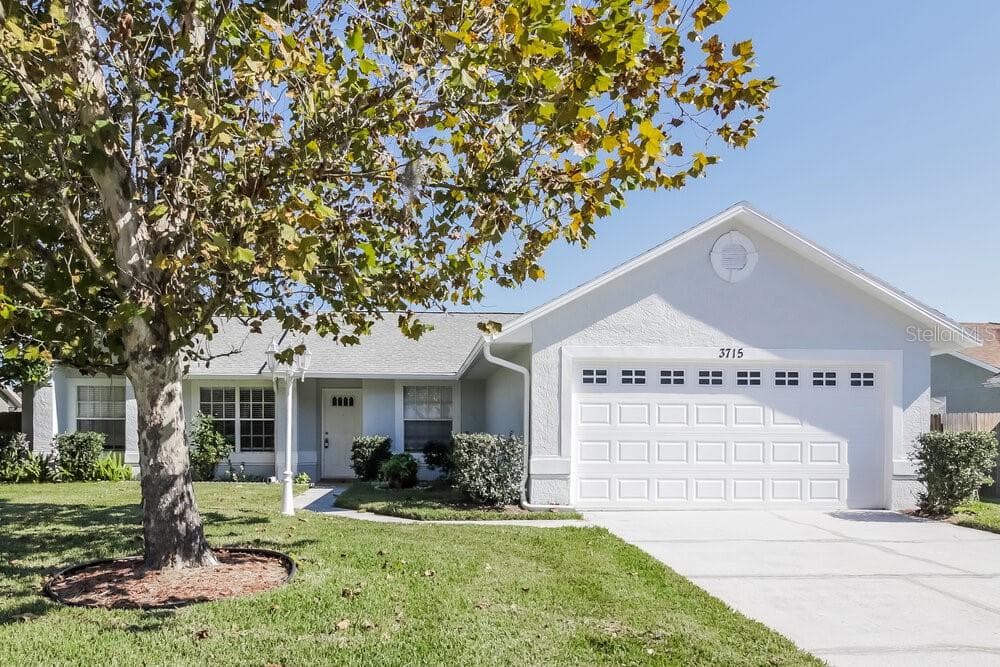 3715 RUNNING WATER DRIVE ORLANDO, FL 32829