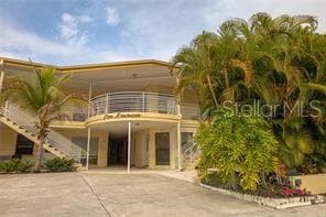 145 10TH AVENUE N UNIT 8 ST PETERSBURG, FL 33701