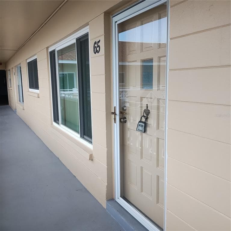2311 BRISBANE STREET UNIT 65 CLEARWATER, FL 33763
