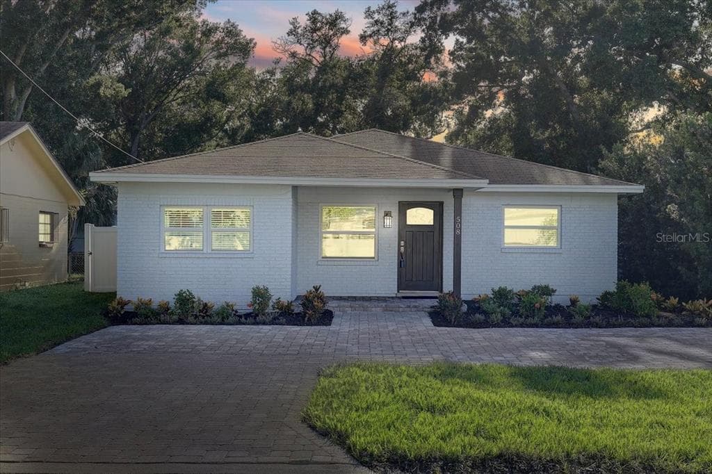 508 N STERLING AVENUE TAMPA, FL 33609