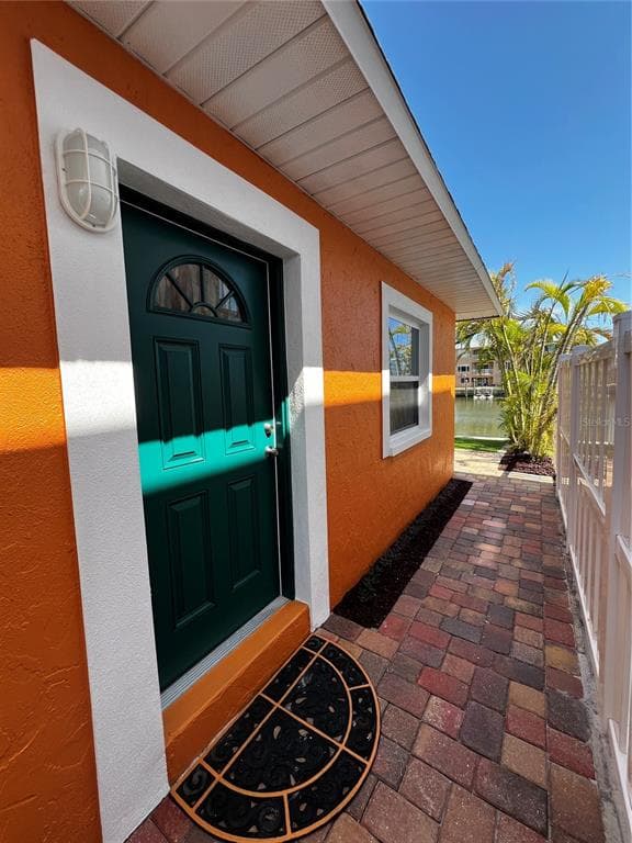 137 175TH TERRACE DRIVE E UNIT B REDINGTON SHORES, FL 33708