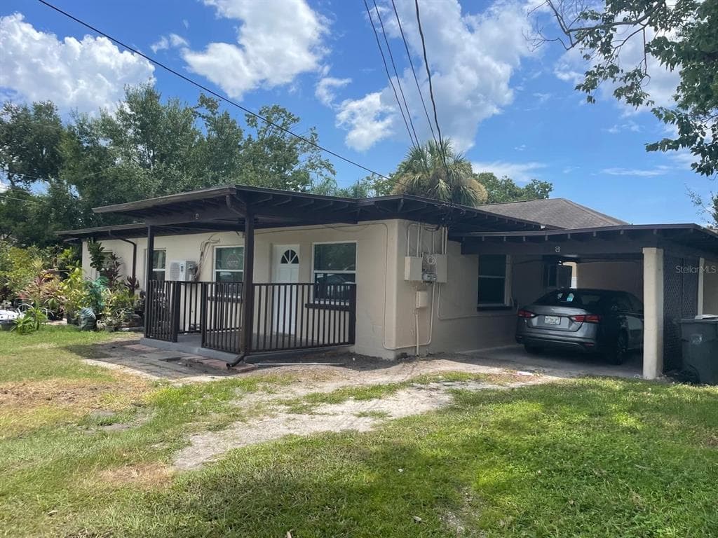 131 BUCKINGHAM AVENUE W OLDSMAR, FL 34677