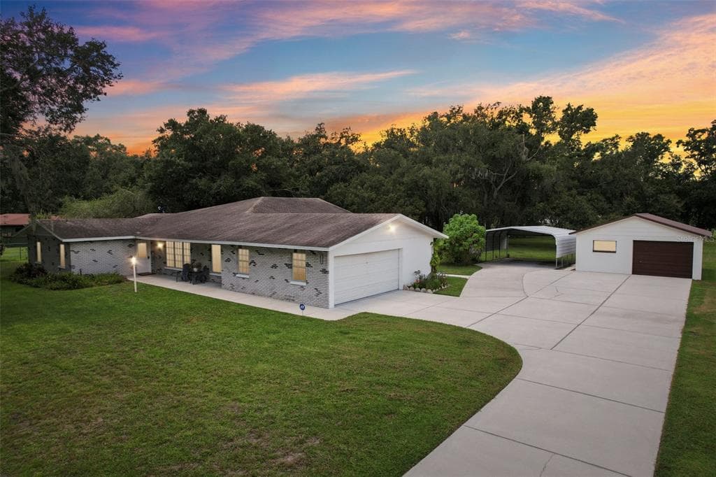 1219 LINDSEY ROAD PLANT CITY, FL 33566