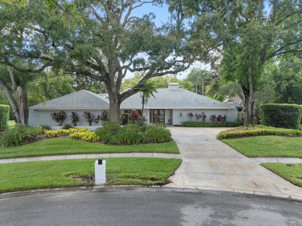 4205 WAYSIDE WILLOW COURT TAMPA, FL 33618