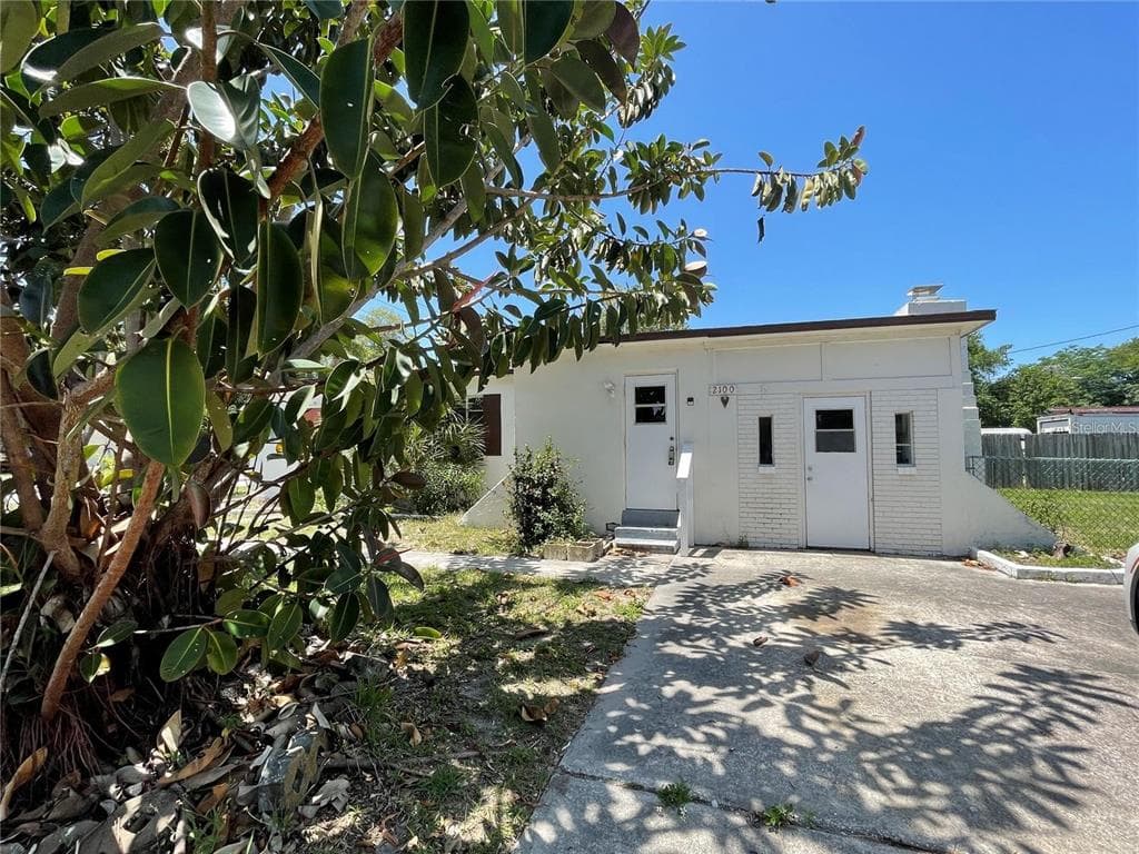 2100 47TH STREET N ST PETERSBURG, FL 33713