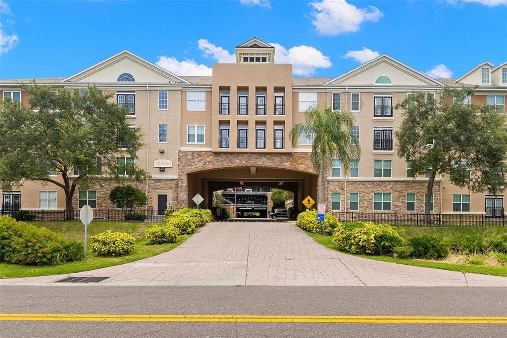 4221 W SPRUCE STREET UNIT 1309 TAMPA, FL 33607