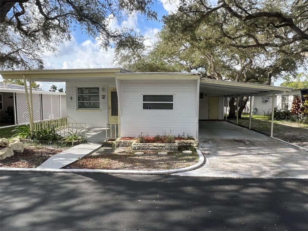 20000 US-19 N UNIT 607 CLEARWATER, FL 33764