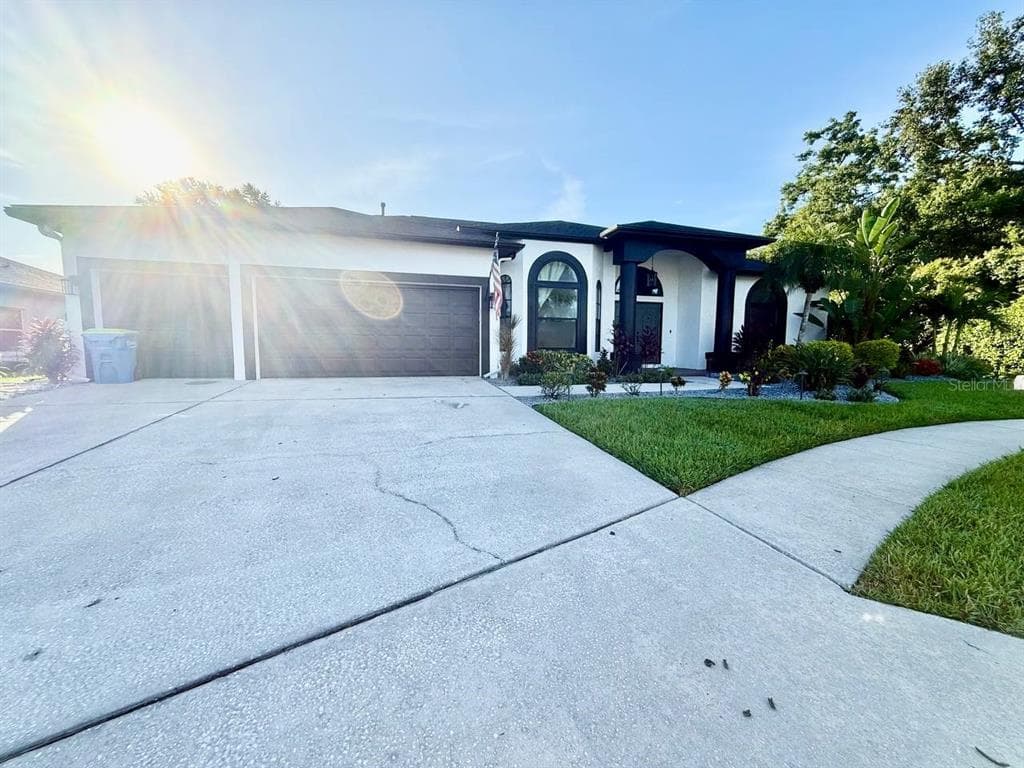 28412 GREAT BEND PLACE WESLEY CHAPEL, FL 33543