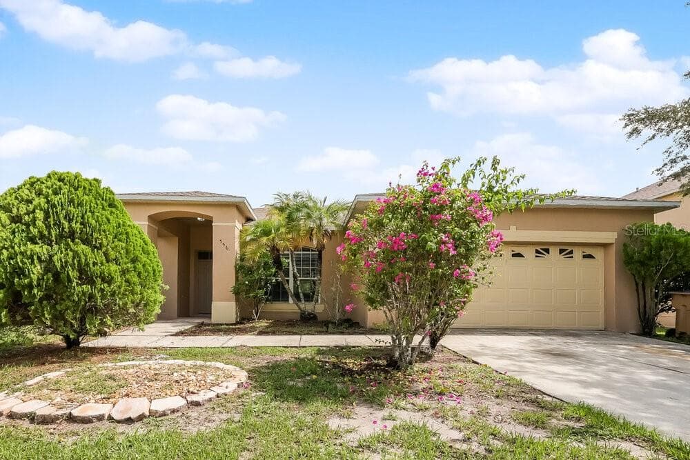 556 PINEHURST COVE KISSIMMEE, FL 34758
